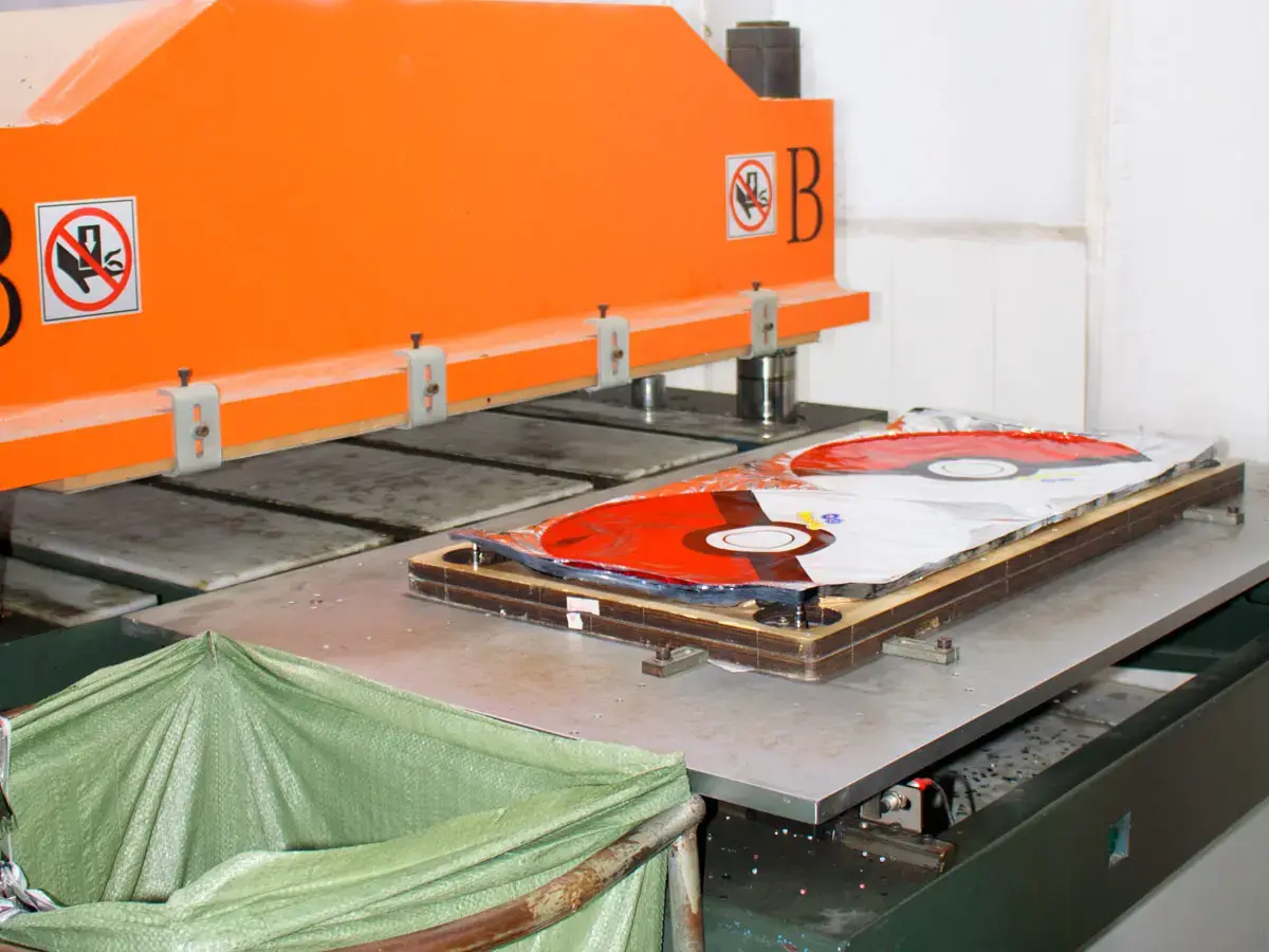 Custom foil balloon mold and tooling development at Borun Balloon Factory